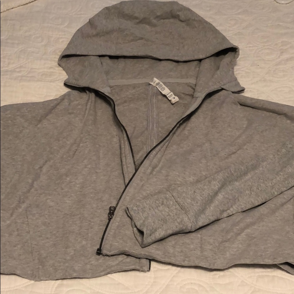 Lululemon cropped gray zip up